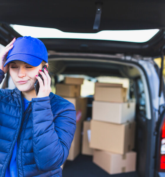 Se poate solicita semnătură la livrare pentru transport ieftin colete Anglia România?